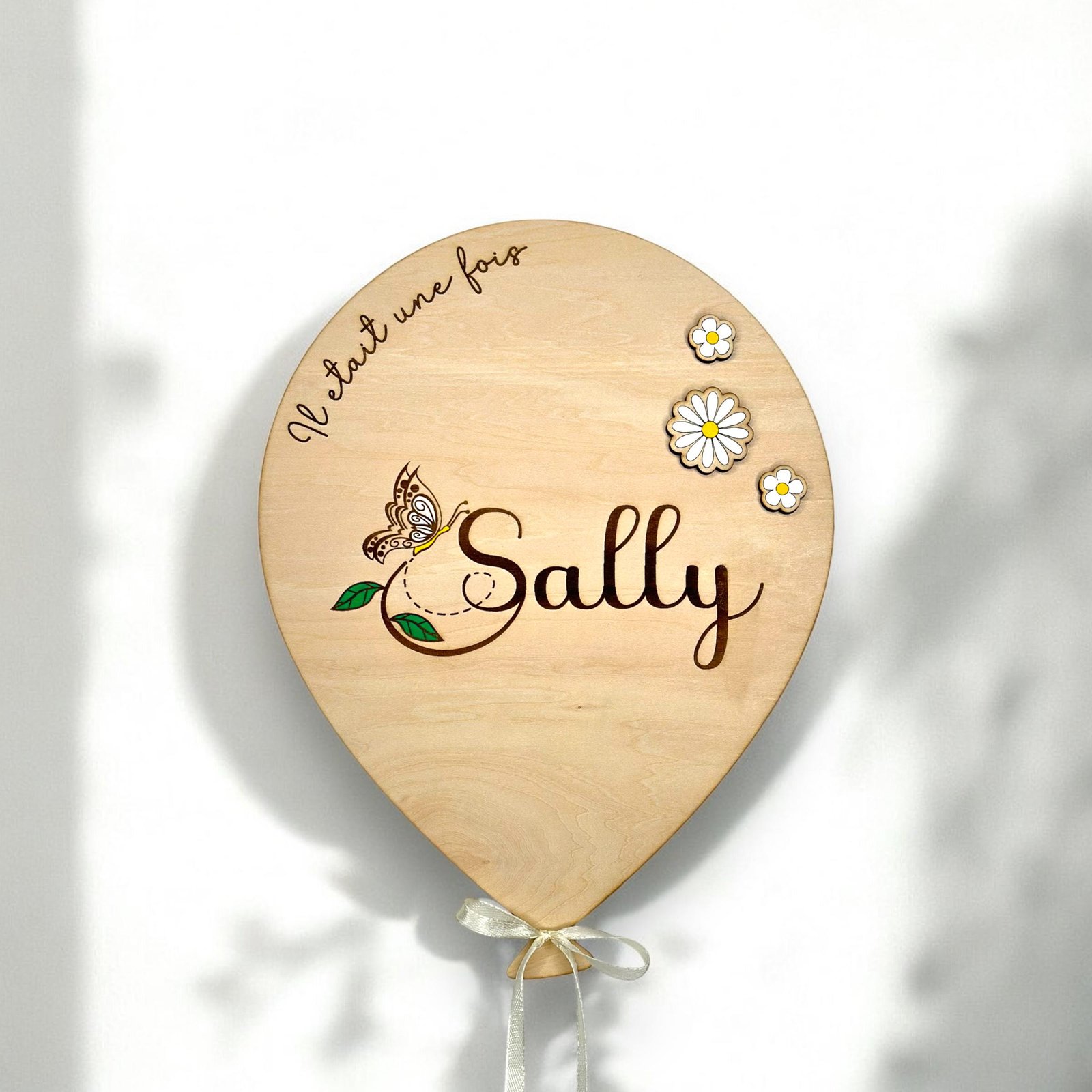 ballon en bois personnalisé avec prénom